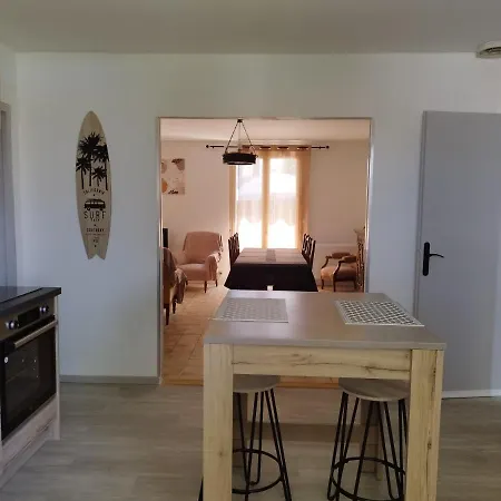 Maison La Garenne Сasa de vacaciones