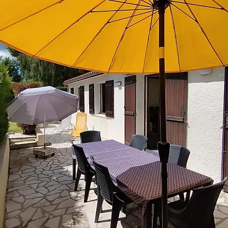 Maison La Garenne Сasa de vacaciones